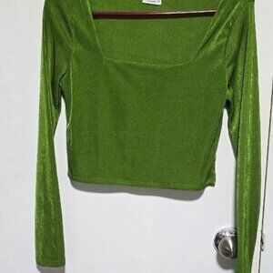 Green Long Sleeve Women's Crop Top